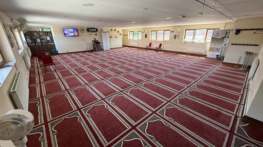 Daily prayers hall inside the masjid